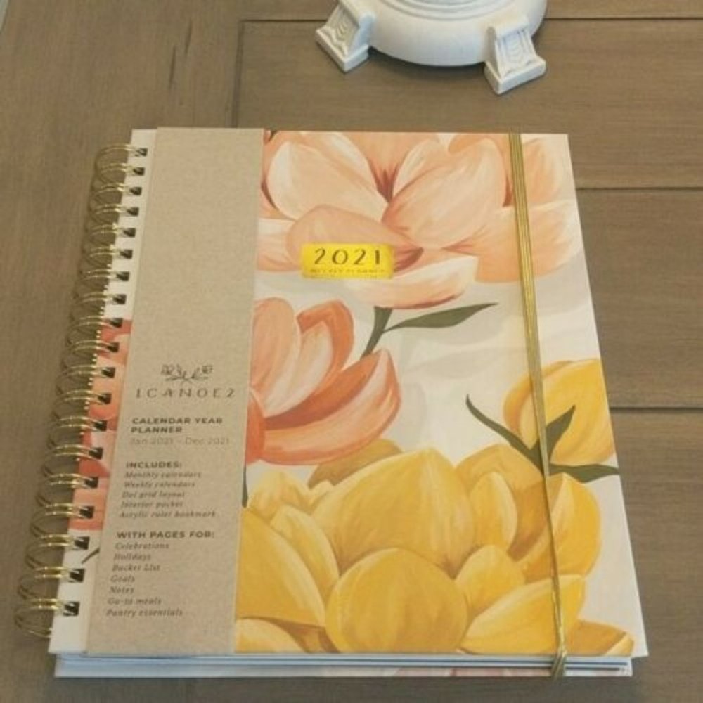 2021 Calendar Year Planner Floral Motif Go…